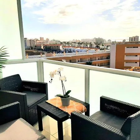Modern In Americas, Lk520 With Pool Close To The Ocean Apartment